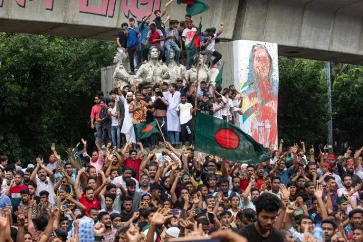 Preamble to Civil Disobedience: Reflections Between Dhaka and Chicago on the State of Bangladesh